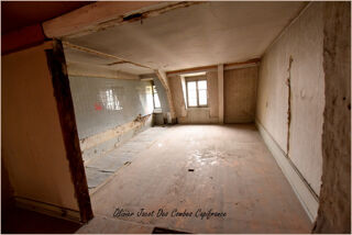  Immeuble � vendre 14 pi�ces 200 m�