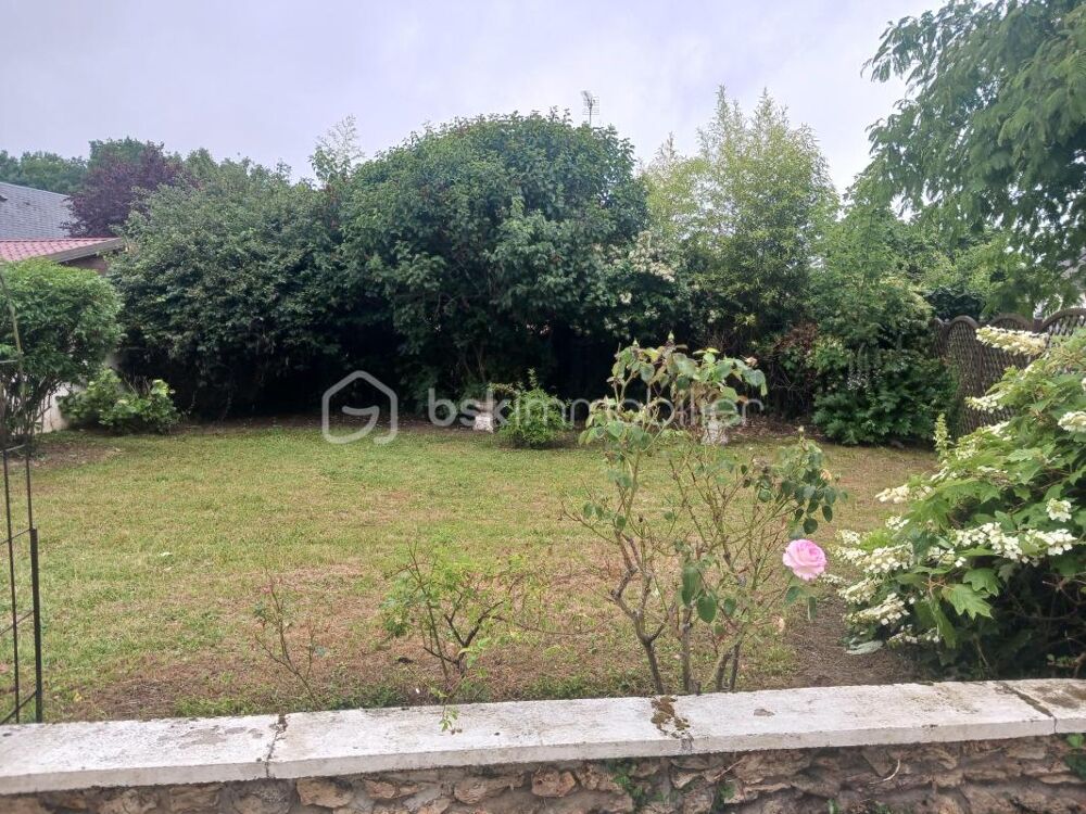? Maison familiale 142 m²  Centre-ville de Ballan-Miré  Jardin cosy  Fort potentiel