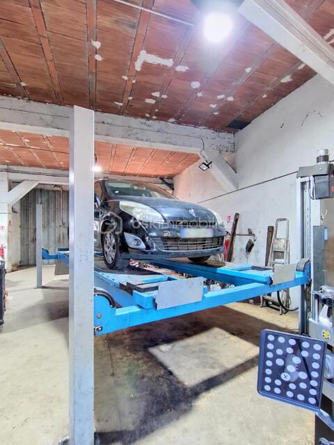   À VENDRE – FONDS DE COMMERCE - GARAGE AUTOMOBILE À MAUREILLAS – 120 000 € 
