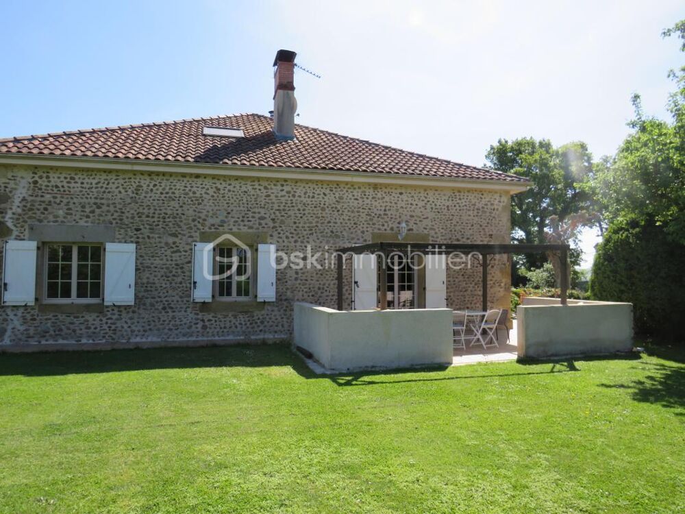 Vente Maison Maison de Caractère Rénovée 7 pièces de 231 m² au calme Aire sur l adour