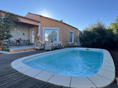   VILLA DE PLAIN-PIED – ENVIRON 140 M² – TERRAIN D'ENVIRON 2000 M² – PISCINE – CUISINE D'ÉTÉ – GRAND GARAGE Villa - 4 pièce(s) - 140 m²