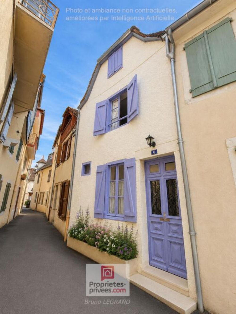 Maison de 3 pièces, dont 2 chambres, centre de Salies de Béarn