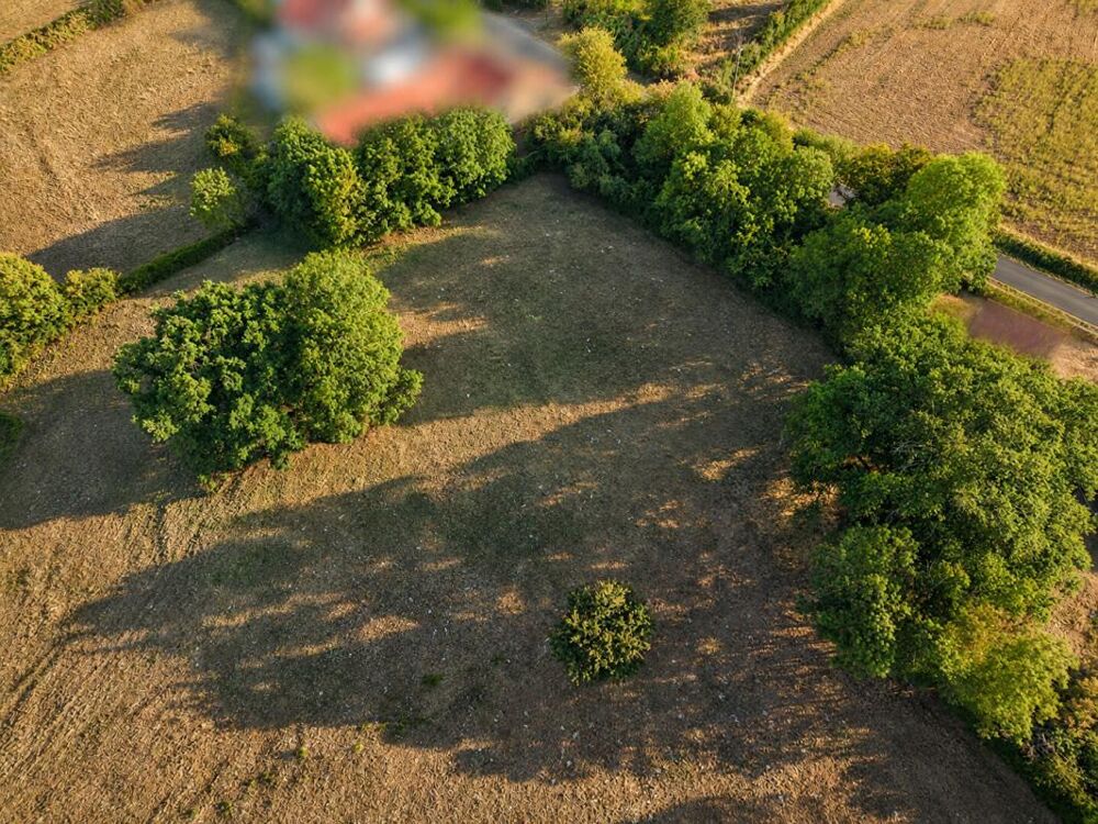 Chateaumeillant Longère idéale pour vos projets