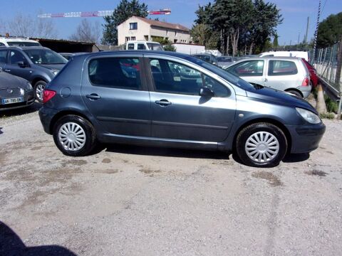 307 2,0 HDI XT 90CV 2004 occasion 13510 &Eacute;guilles