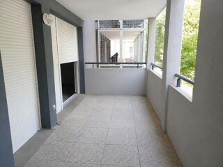  Appartement à louer 2 pièces 45 m²