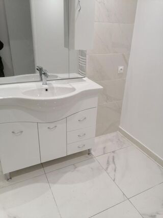  Appartement à louer 3 pièces 70 m²