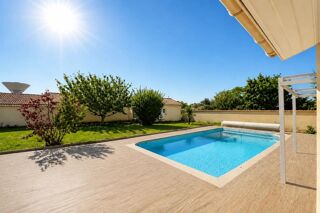 Vente Maison Maison de 6 pièces de 130 m² à Lapeyrouse-Mornay Lapeyrouse mornay