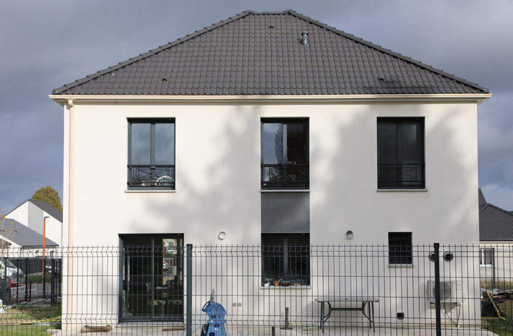 MAISON INDIVIDUELLE 103,56 m² à COMPIEGNE