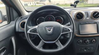 Sandero 0.9 TCe 90 Stepway Explorer - Entretien constructeur 2017 occasion 86100 Chatellerault