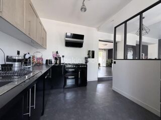  Propriété/château à vendre 6 pièces 197 m²