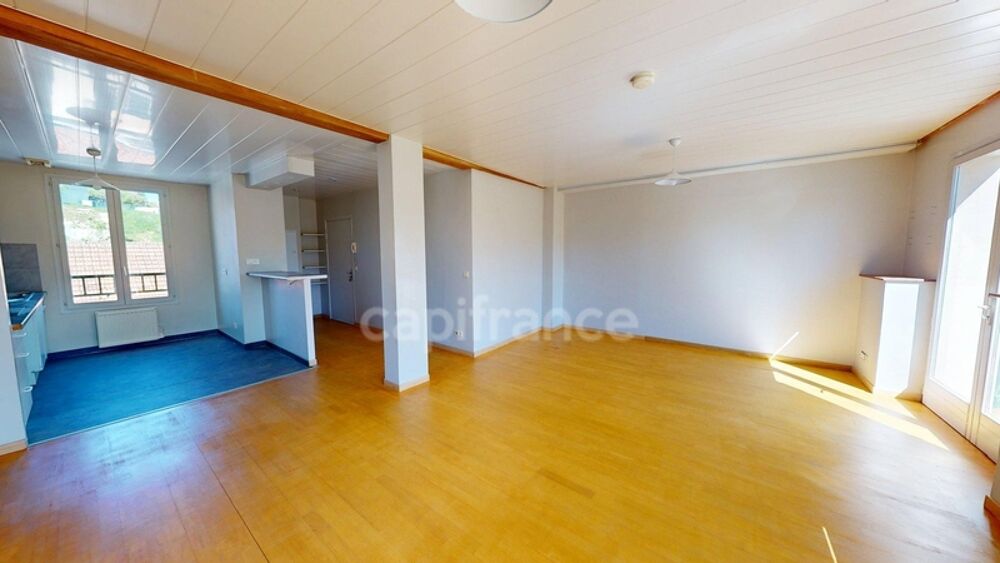 F3 de 72 m² à Corbeil-Essonnes, balcon, cave, RER D