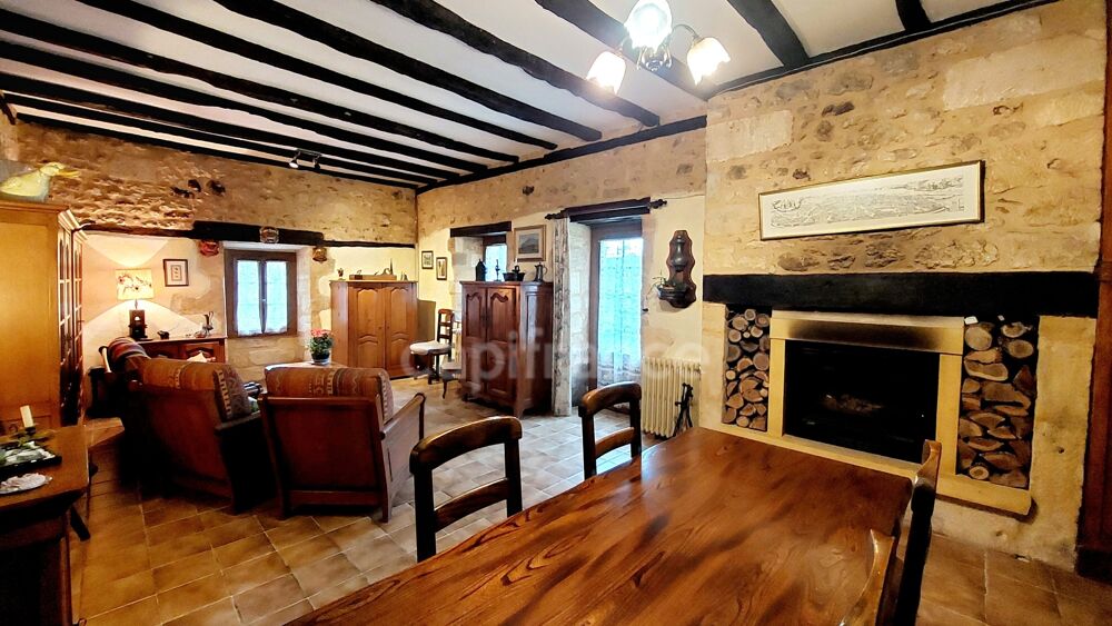 Vente Maison A vendre. Ensemble de 250m² à Tursac (24) avec maison d'habitation, gîte, piscine lagon sur près de 1,5 hectares de terrain en p Tursac