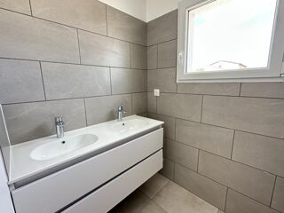  Villa � vendre 6 pi�ces 130 m�