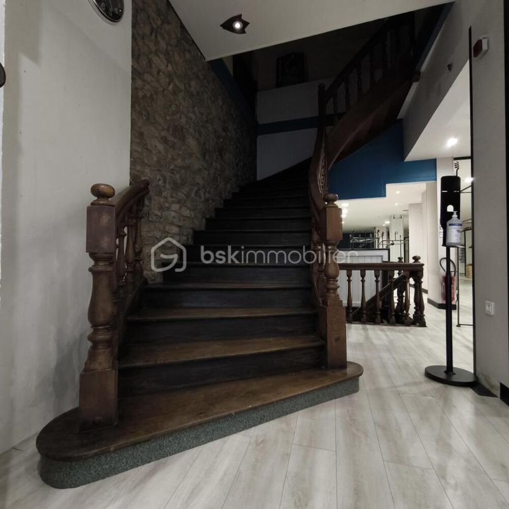 Vente Immeuble IMMEUBLE EMBLEMATIQUE EN HAUTE VILLE Fougeres