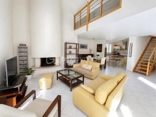  Maison à vendre 8 pièces 194 m²