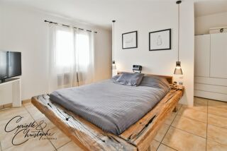  Villa � vendre 6 pi�ces 216 m�