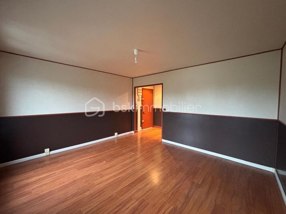 Location Appartement Appartement F3 de 61 m² avec parking et cave – Centre-ville d'Étampes Etampes