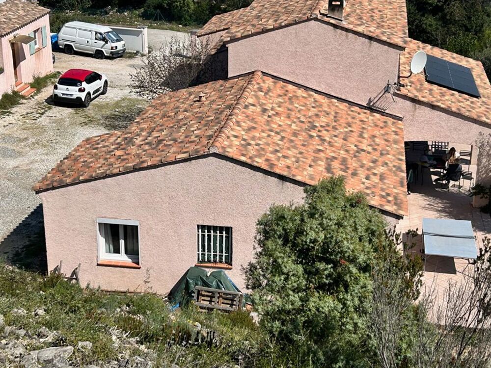 Maison 8 pièces 241 m² · à Bandol · 241 m² · 1 493 000 €