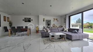  Villa à vendre 6 pièces 188 m²