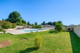  Villa � vendre 8 pi�ces 300 m�