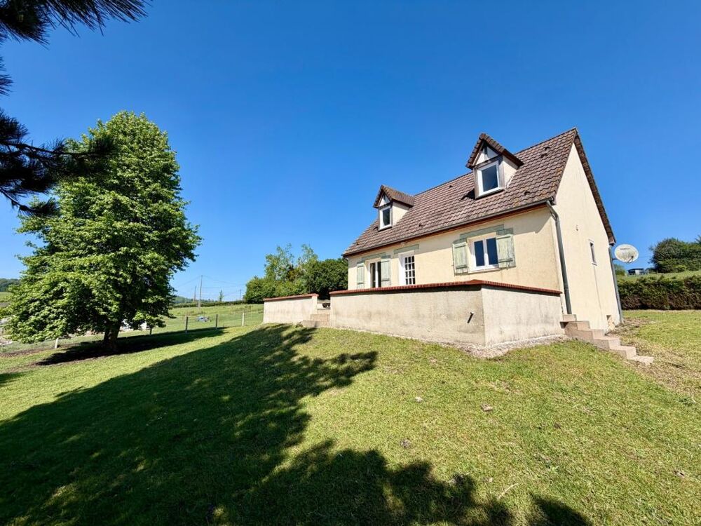Maison avec vie de plain-pied, 3 chambres, sous-sol complet et terrain de 5 000 m²  Proche Lisieux