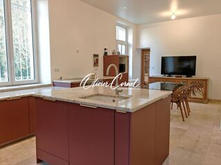  Propri�t�/ch�teau � vendre 9 pi�ces 286 m�