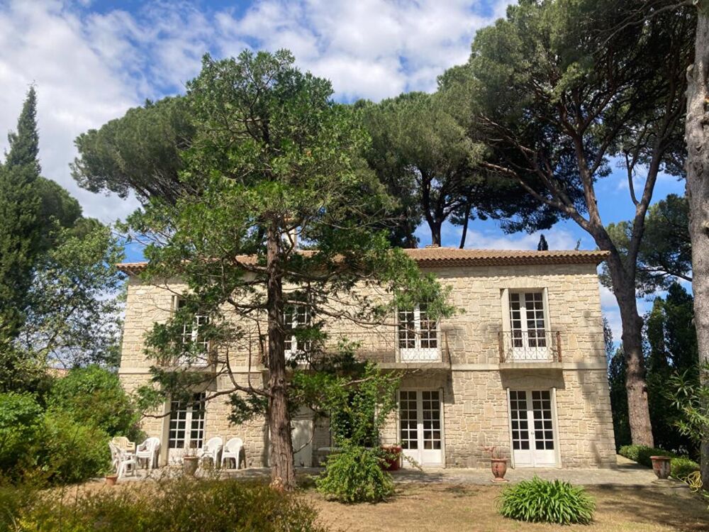 Demeure 9 pièce(s) 260 m2