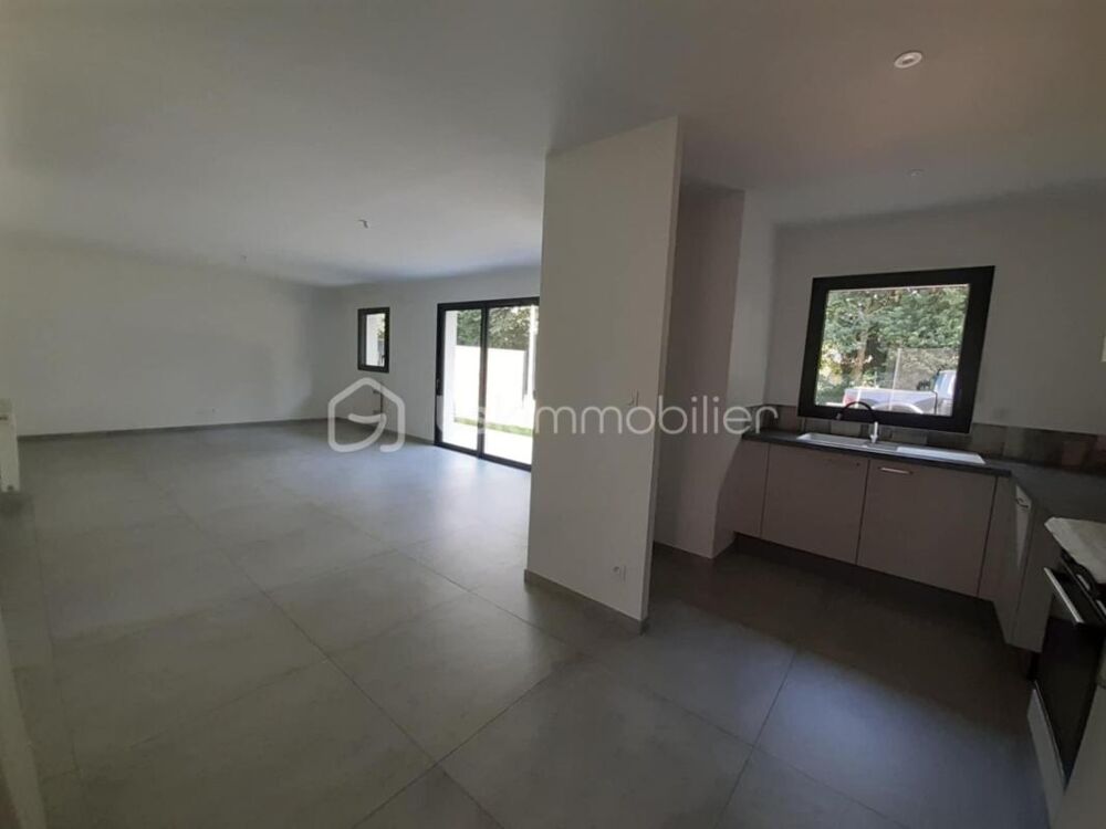 Maison récente 120 m²  4 chambres  Jardin privatif  Environnement calme