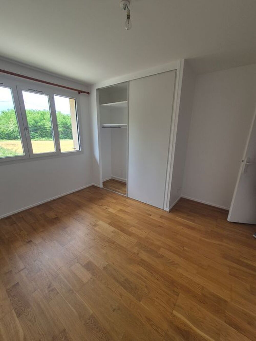 Location Appartement Appartement de 90m2 à louer sur Mionnay Mionnay