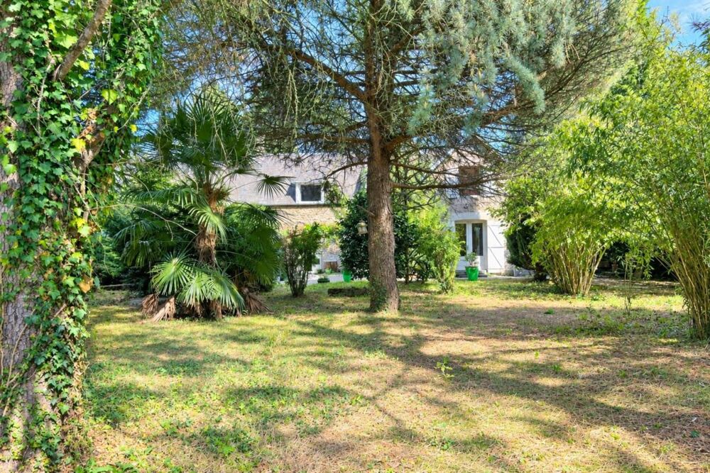 Maison à vendre 8 pièces Proche de CARROUGES (61)