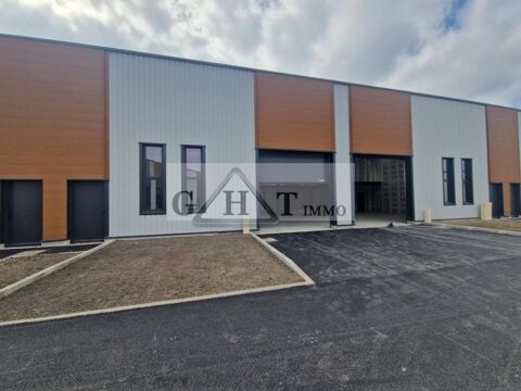 A LOUER 410  M² ENTREPOT ET BUREAUX NEUF A STAINS 5536 93240 Stains