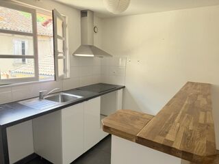  Appartement à louer 3 pièces 66 m²