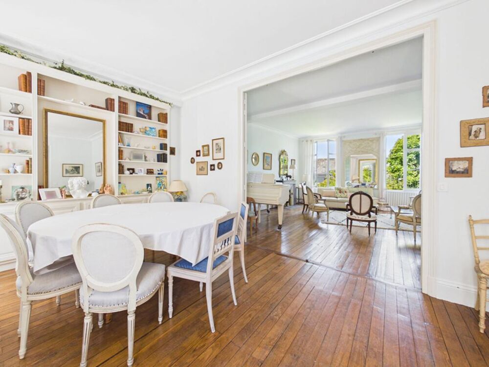 Vente Maison Demeure de caractère  de 376 m2 sur le plateau de Poitiers avec 10 chambres et jardin Poitiers
