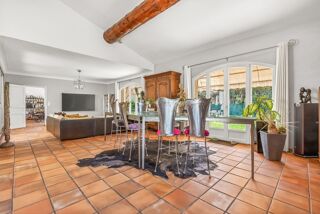  Maison � vendre 10 pi�ces 350 m�