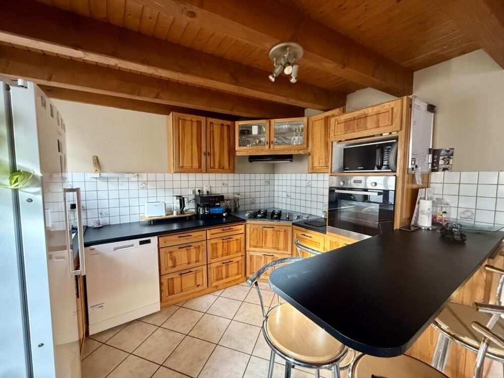 MAISON DE VILLAGE + GARAGE - ROSIERES