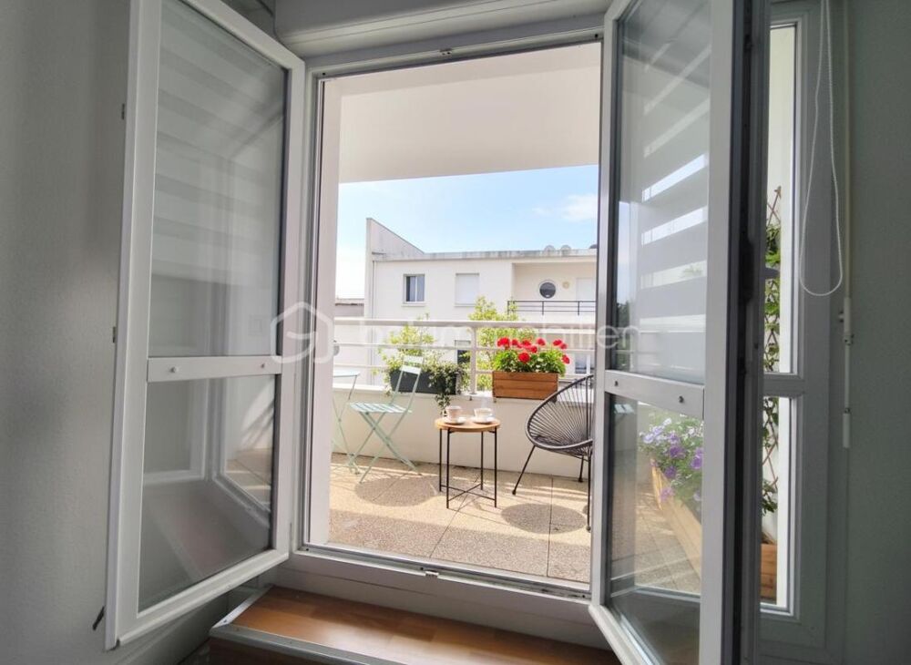 T2 cocon de 32 m² avec Terrasse et Loggia + Place de parking souterrain sécurisée