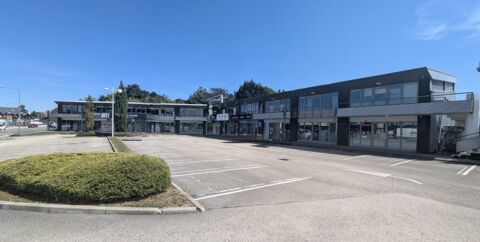 &Agrave; louer - Locaux commerciaux - Besan&ccedil;on - Chateaufarine 11726 25000 Besancon