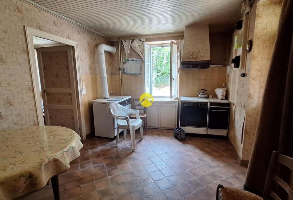 MAISON A RENOVER EN CAMPAGNE