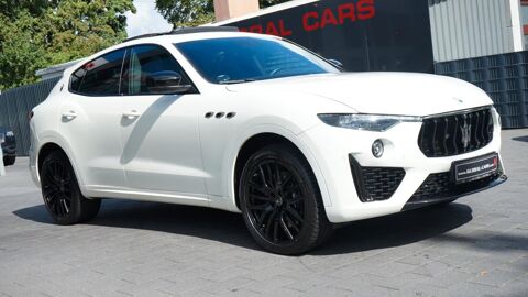 Levante 3.0 V6 Modena S – Nerissimo Paket ACC Toit Panoramique 2022 occasion 33000 Bordeaux
