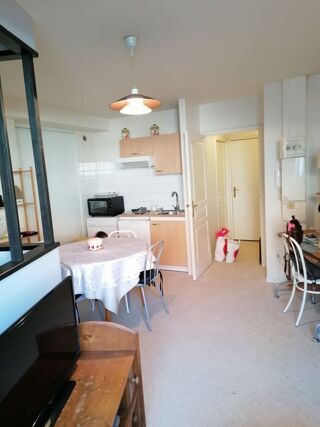  Appartement à louer 1 pièce 33 m²
