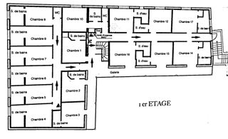 Immeuble à vendre 15 + pièces 443 m²
