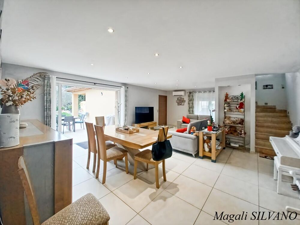 � vendre  Villa Sp�rac�des (06530)