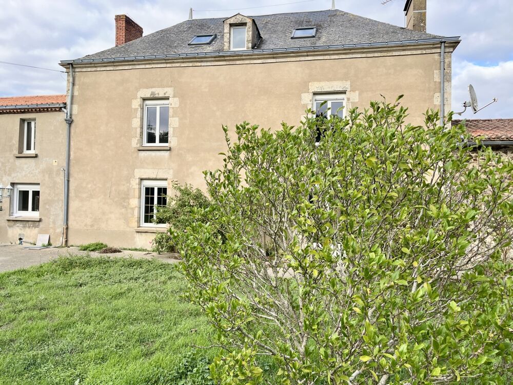Vente Maison Maison de Caractère 272m² MORMAISON, Montreverd (85260) Mormaison