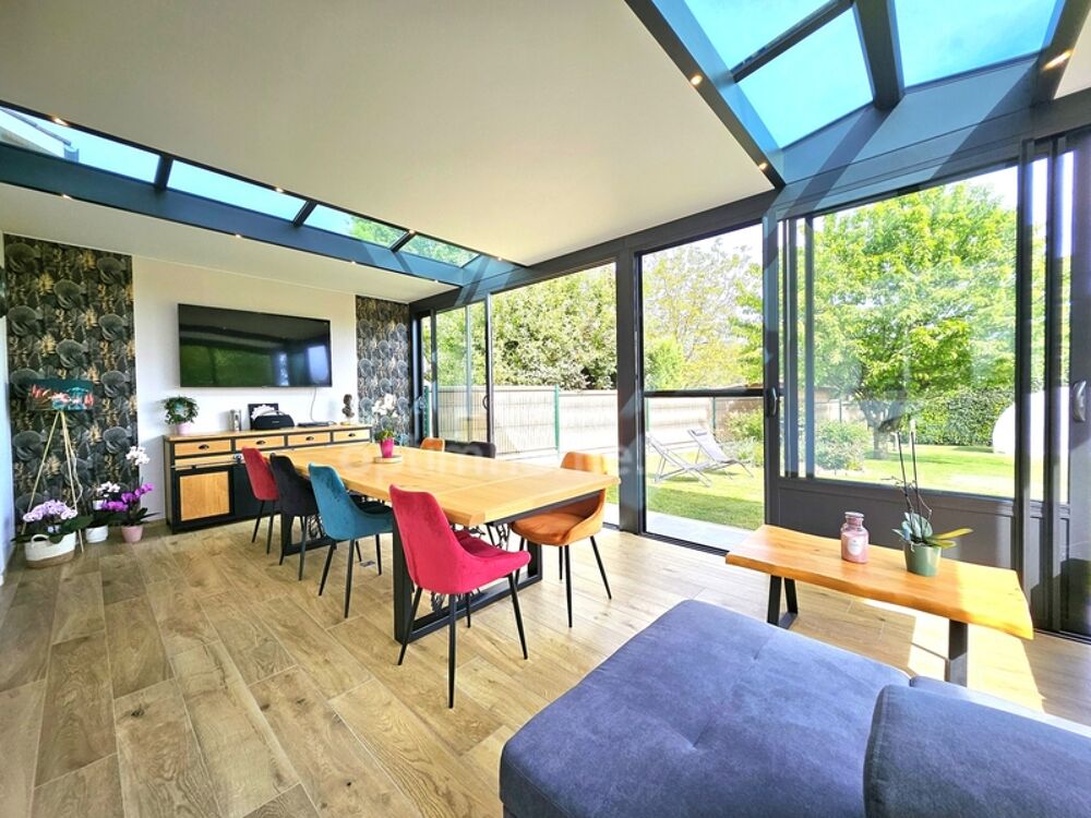 Maison 6 pièces 126 m² · à Savigneux · 126 m² · 395 000 €