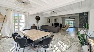  Maison  vendre 10 pices 270 m