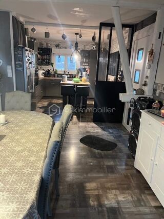  Maison  vendre 6 pices 132 m