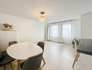  Appartement à louer 2 pièces 50 m²