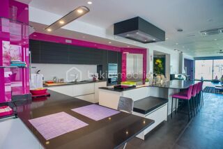  Maison à vendre 10 pièces 394 m²