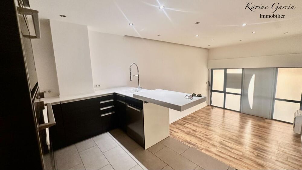 COEUR DE VILLE - MOURILLON - SUPERBE APPARTEMENT 5 PIECES - 2 CAVES