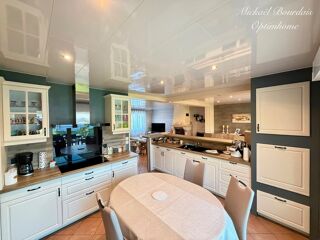  Maison � vendre 8 pi�ces 210 m�